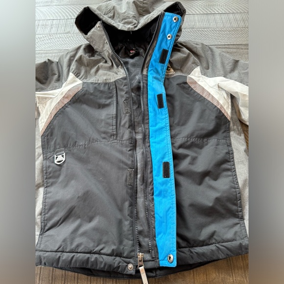 2-in-1 Gerry’s Youth Jacket. Size Medium (10-12) Preowned/Good Condition. - Picture 14 of 16